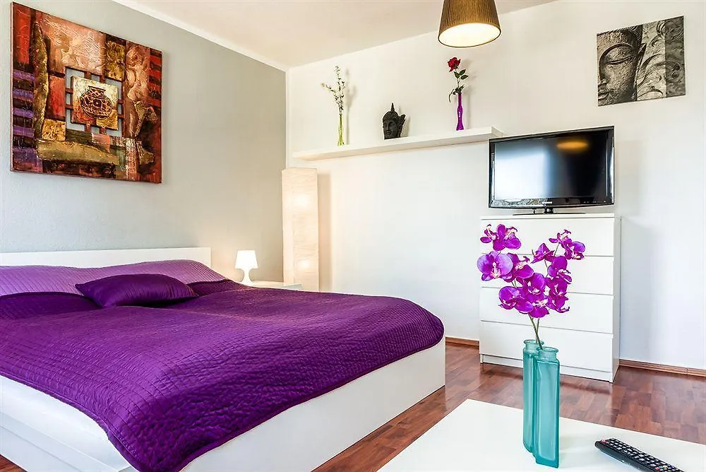 Alexanderplatz Accommodations Apartment Berlin